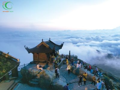 Du lịch Yên Tử - Chùa Đồng